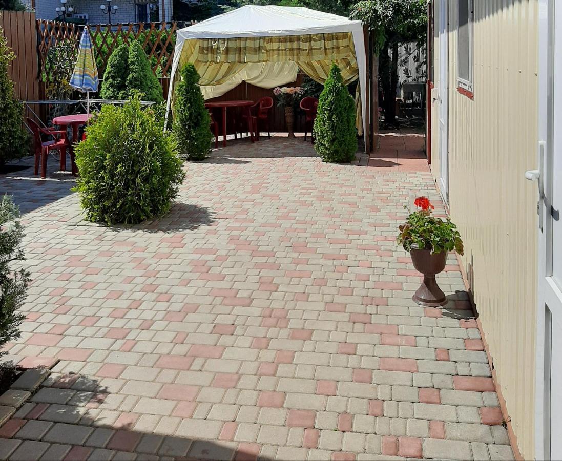 Mini Hotel Уютный Дворик Oděsa Exteriér fotografie